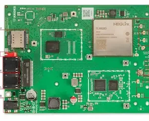 Роутер Kroks Rt-Brd RSIM m6 для установки в гермобокс с модемом LTE cat.6 и поддержкой SIM-инжектора