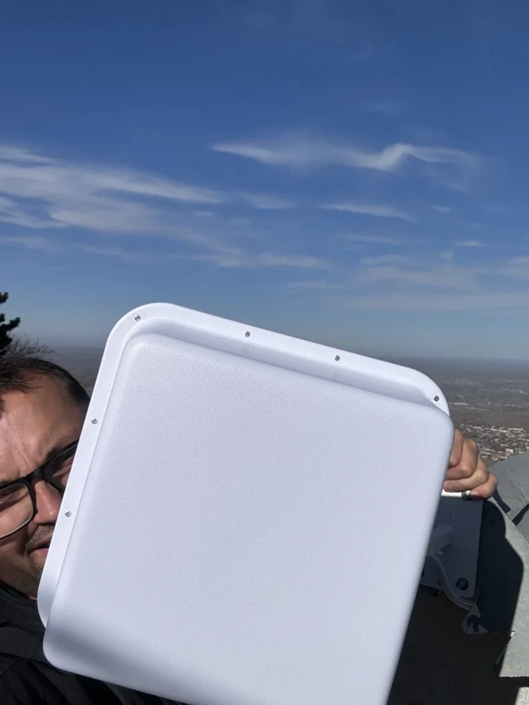 Внешняя антенна для усиления мобильной связи и 4G интернета в частном доме, село Коклаксай