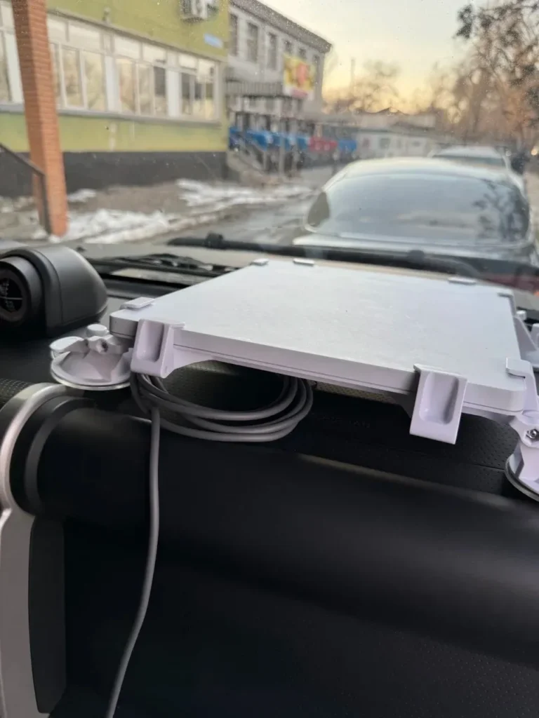 Интернет Starlink Mini в автомобиле Toyota FJ Cruiser