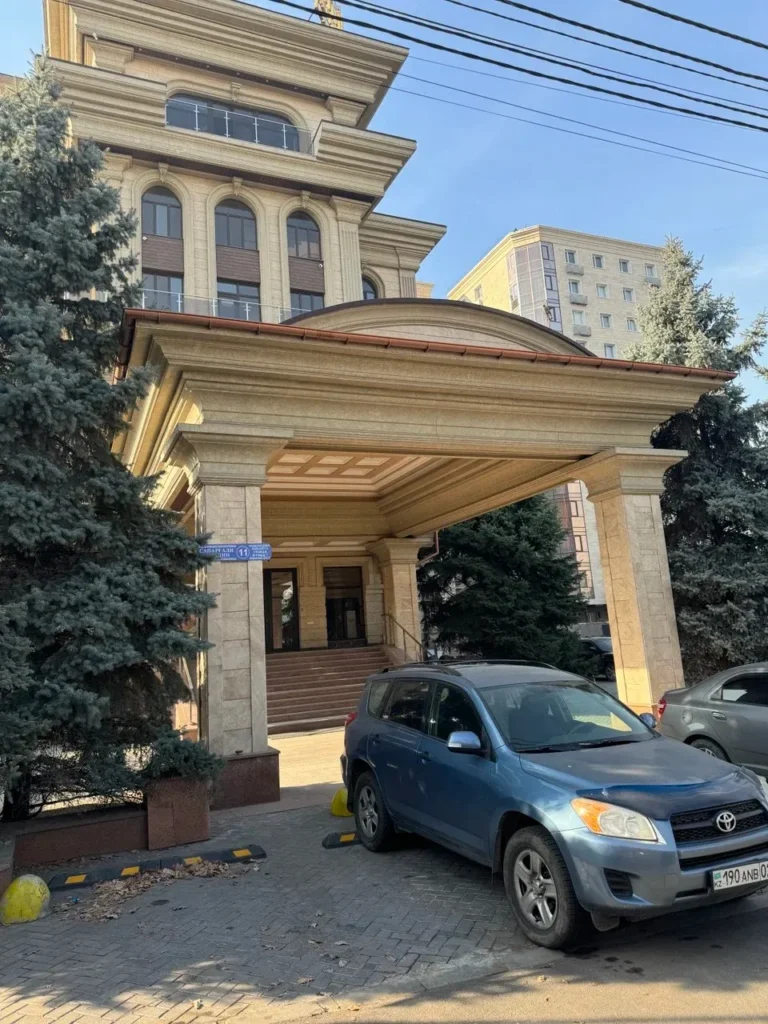 Проект усиления мобильной связи в бизнес-центре Алматы стабильный интернет и связь на всех 7 этажах