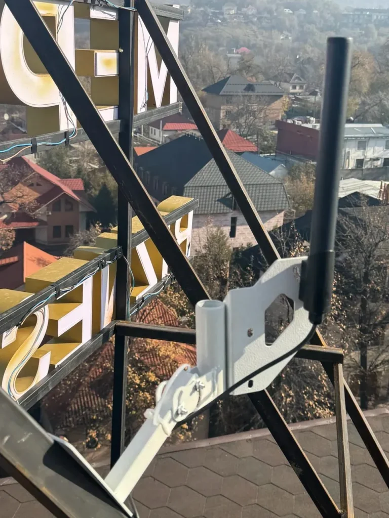 Усиление связи в офисном здании Алматы стабильный сигнал на всех этажах